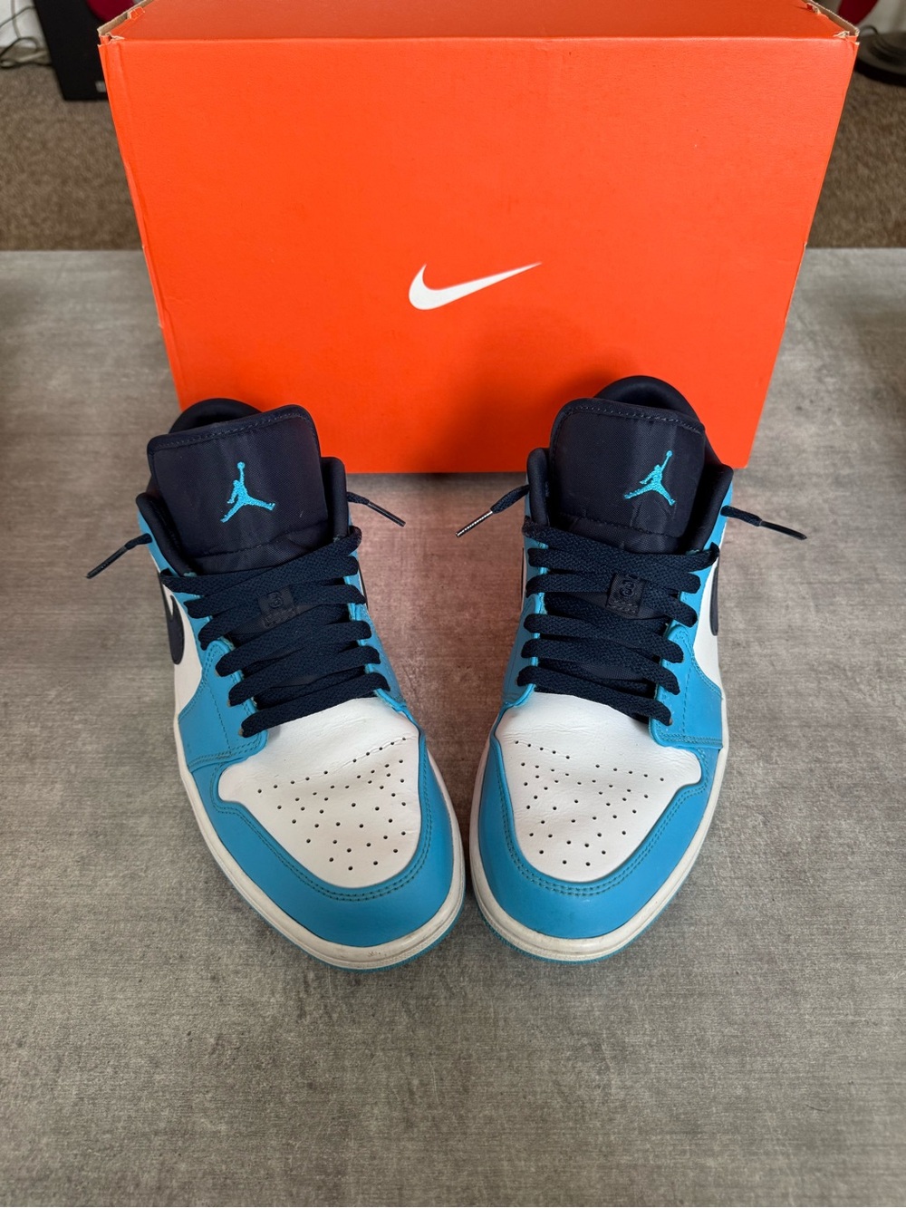 Size 10-Jordan 1 Low Unc 2021
